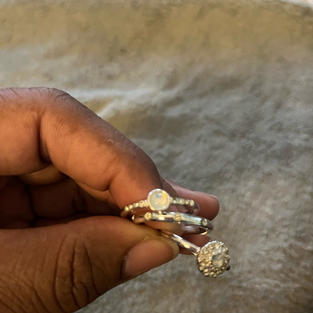 Avon Silver-Tone Stackable Ring Set With Opalesce… - image 4